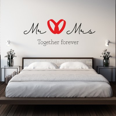 Slaapkamer muursticker met hartje in het rood en tekst Mr - Mrs in het zwart voor boven je bed